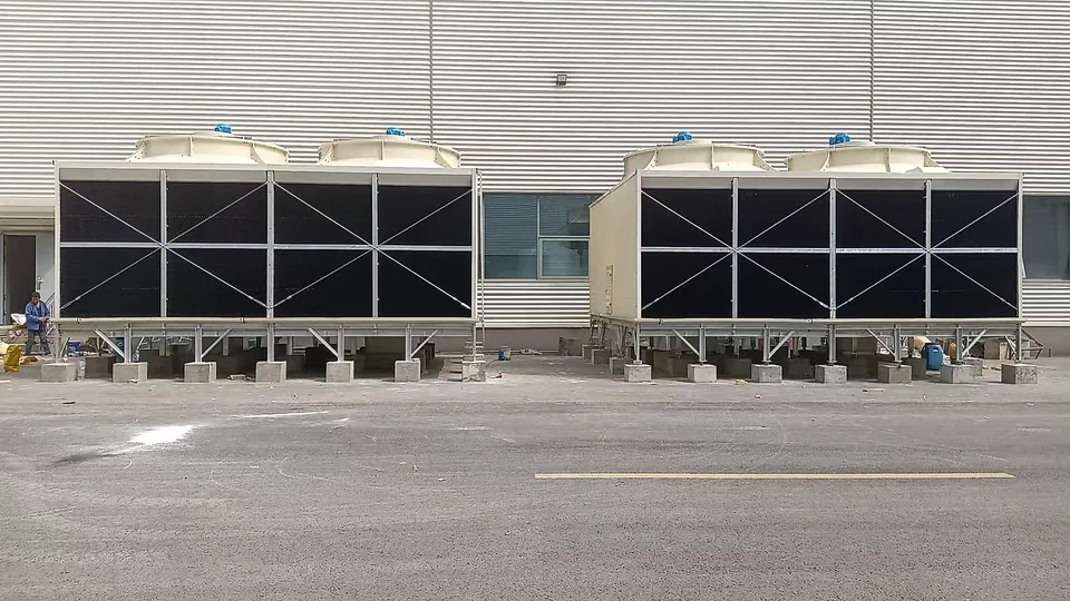Twin rectangular cooling tower units